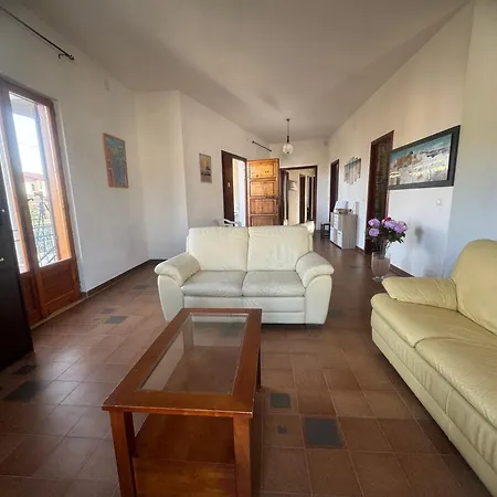 Tatil Evi Sa Domo Manna