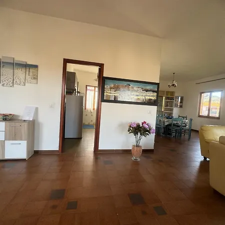 Tatil Evi Sa Domo Manna Porto Ottiolu